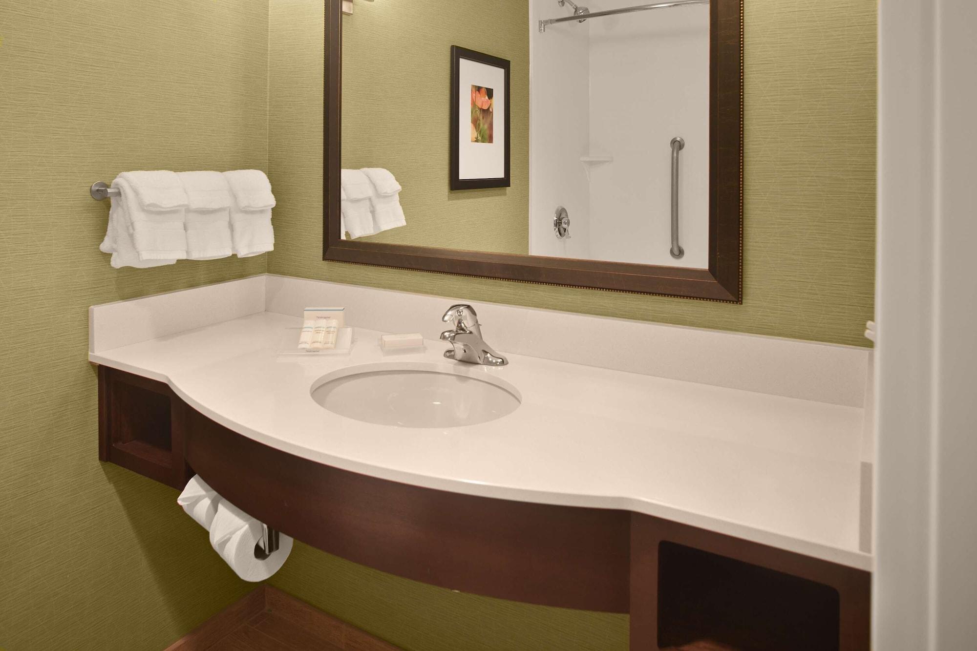 Hilton Garden Inn Akron Exterior photo
