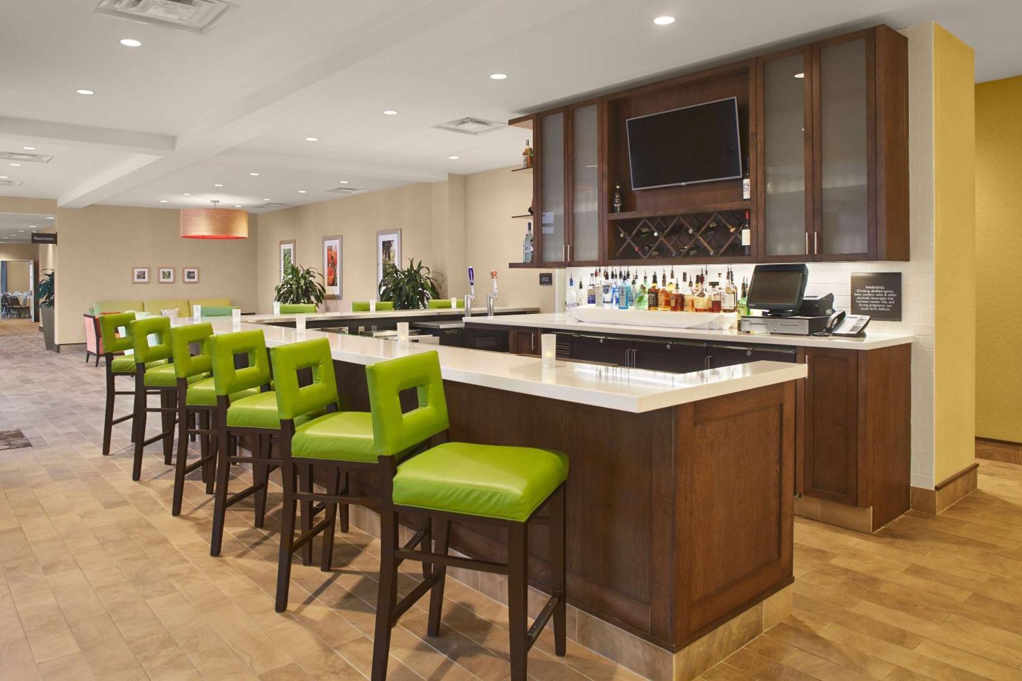 Hilton Garden Inn Akron Exterior photo